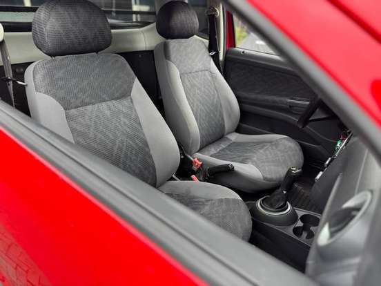 VOLKSWAGEN-SAVEIRO-2010