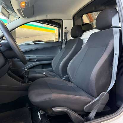 VOLKSWAGEN-SAVEIRO-2024