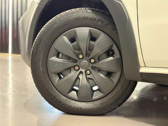 VOLKSWAGEN-SAVEIRO-1.6 MSI ROBUST CS 16V FLEX 2P MANUAL VOLKSWAGEN-SAVEIRO-2025
