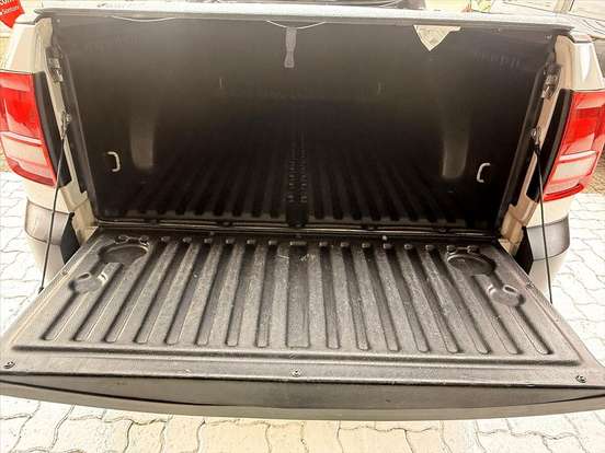 VOLKSWAGEN-SAVEIRO-2021