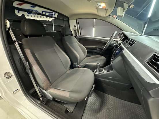 VOLKSWAGEN-SAVEIRO-2024