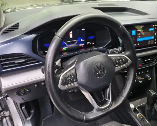 VOLKSWAGEN-TAOS-2021