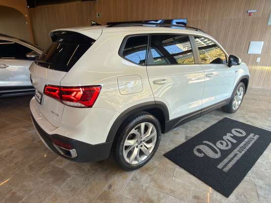 VOLKSWAGEN-TAOS-1.4 250 TSI TOTAL FLEX COMFORTLINE AUTOMÁTICO VOLKSWAGEN-TAOS-2021