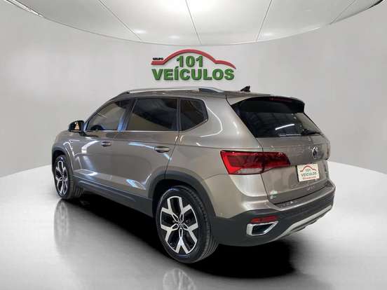 VOLKSWAGEN-TAOS-1.4 250 TSI TOTAL FLEX HIGHLINE AUTOMÁTICO VOLKSWAGEN-TAOS-2024