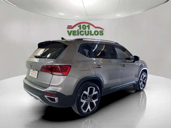 VOLKSWAGEN-TAOS-1.4 250 TSI TOTAL FLEX HIGHLINE AUTOMÁTICO VOLKSWAGEN-TAOS-2024