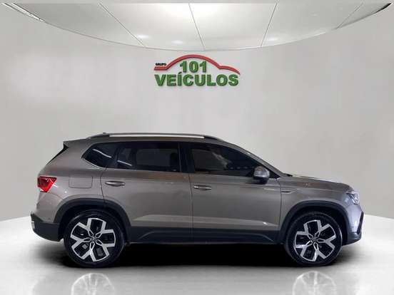 VOLKSWAGEN-TAOS-1.4 250 TSI TOTAL FLEX HIGHLINE AUTOMÁTICO VOLKSWAGEN-TAOS-2024