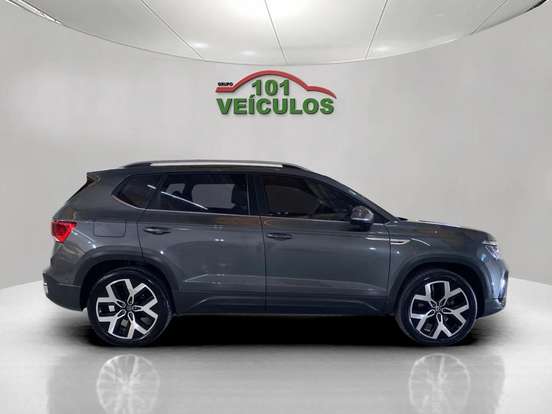 VOLKSWAGEN-TAOS-1.4 250 TSI TOTAL FLEX HIGHLINE AUTOMÁTICO VOLKSWAGEN-TAOS-2024