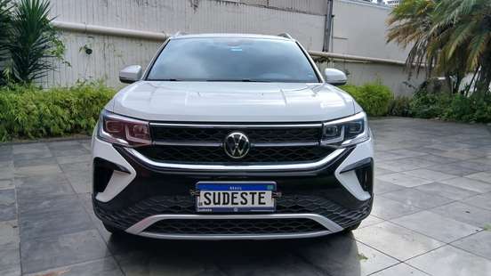 VOLKSWAGEN-TAOS-2024