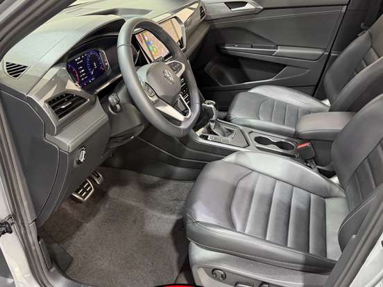 VOLKSWAGEN-TAOS-1.4 250 TSI TOTAL FLEX HIGHLINE AUTOMÁTICO VOLKSWAGEN-TAOS-2025