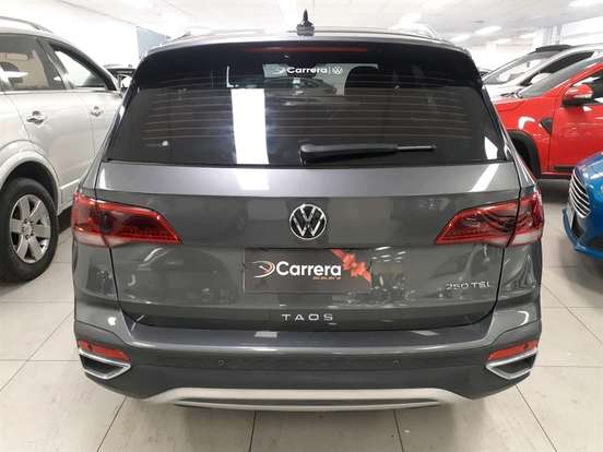 VOLKSWAGEN-TAOS-2023