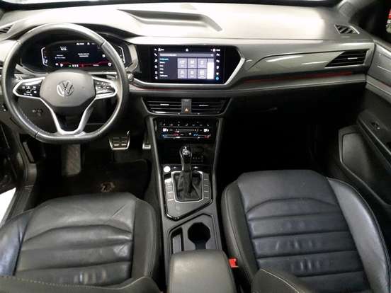 VOLKSWAGEN-TAOS-2023
