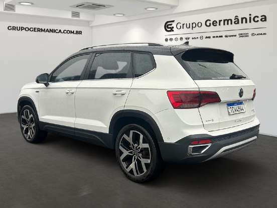 VOLKSWAGEN-TAOS-2024