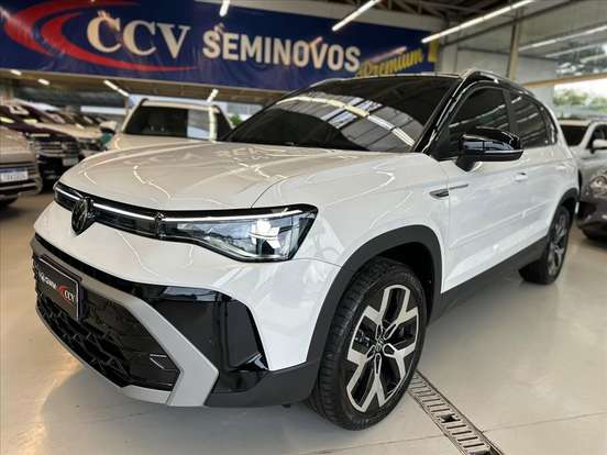VOLKSWAGEN-TAOS-2026