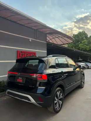 VOLKSWAGEN-T-CROSS-2025