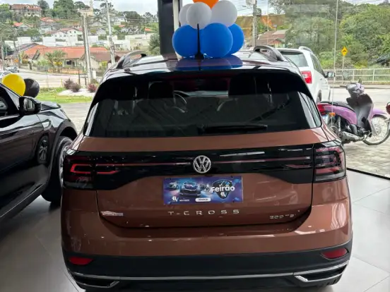 VOLKSWAGEN-T-CROSS-1.0 200 TSI TOTAL FLEX COMFORTLINE AUTOMÁTICO VOLKSWAGEN-T-CROSS-2021