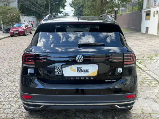 VOLKSWAGEN-T-CROSS-2021