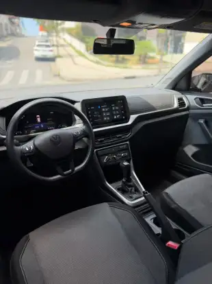 VOLKSWAGEN-T-CROSS-2025