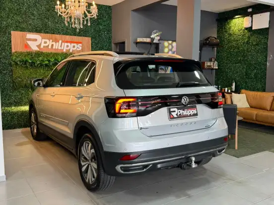 VOLKSWAGEN-T-CROSS-2019