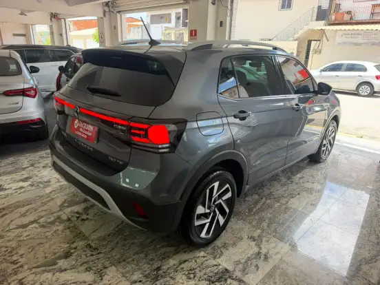 VOLKSWAGEN-T-CROSS-1.4 250 TSI TOTAL FLEX HIGHLINE AUTOMÁTICO VOLKSWAGEN-T-CROSS-2024