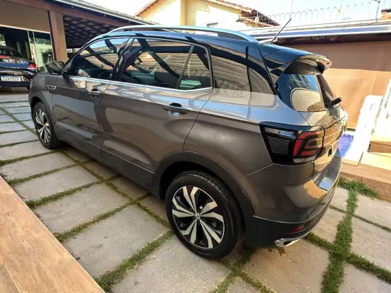 VOLKSWAGEN-T-CROSS-1.4 250 TSI TOTAL FLEX HIGHLINE AUTOMÁTICO VOLKSWAGEN-T-CROSS-2021