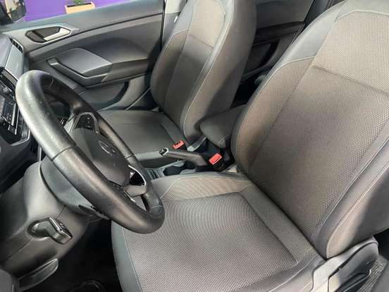 VOLKSWAGEN-T-CROSS-1.0 200 TSI TOTAL FLEX AUTOMÁTICO VOLKSWAGEN-T-CROSS-2024