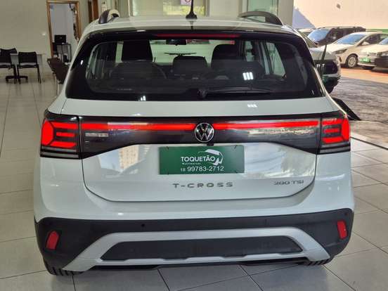 VOLKSWAGEN-T-CROSS-2024