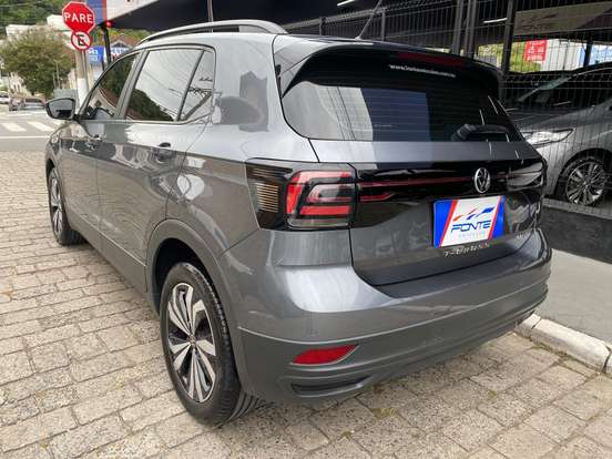 VOLKSWAGEN-T-CROSS-2023