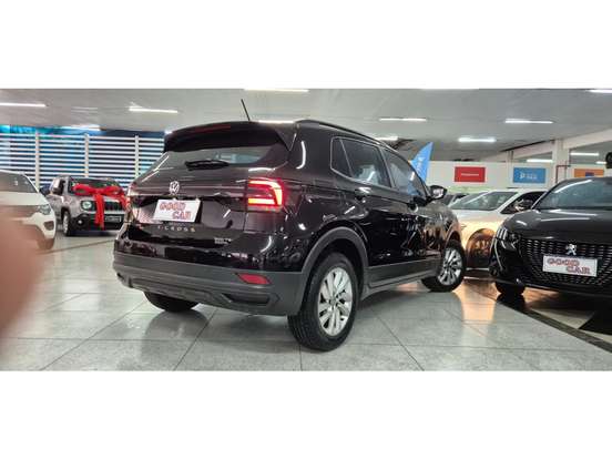 VOLKSWAGEN-T-CROSS-2019