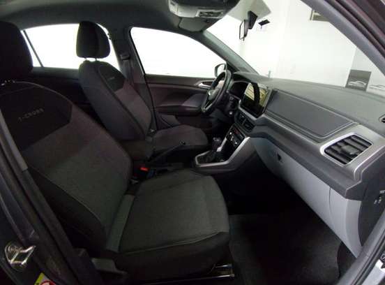 VOLKSWAGEN-T-CROSS-1.0 200 TSI TOTAL FLEX AUTOMÁTICO VOLKSWAGEN-T-CROSS-2024