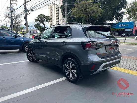 VOLKSWAGEN-T-CROSS-2025