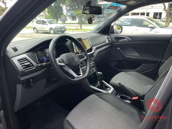 VOLKSWAGEN-T-CROSS-2025