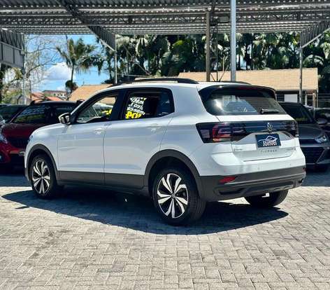 VOLKSWAGEN-T-CROSS-1.0 200 TSI TOTAL FLEX AUTOMÁTICO VOLKSWAGEN-T-CROSS-2022