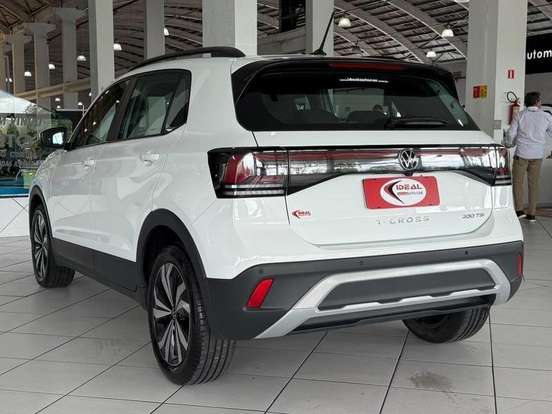 VOLKSWAGEN-T-CROSS-2025