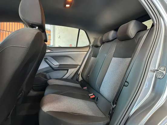VOLKSWAGEN-T-CROSS-1.0 200 TSI TOTAL FLEX AUTOMÁTICO VOLKSWAGEN-T-CROSS-2025