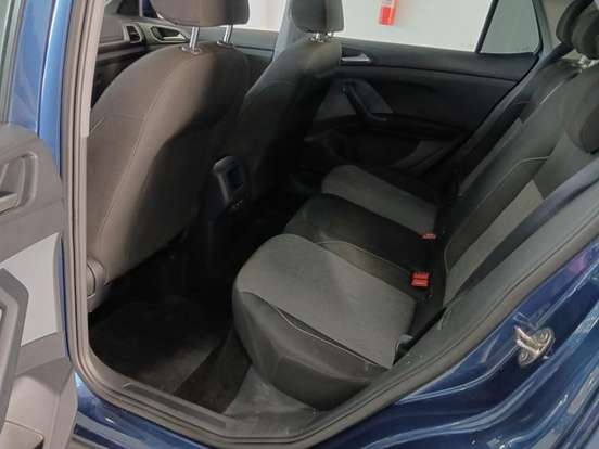 VOLKSWAGEN-T-CROSS-2024