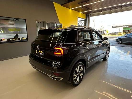 VOLKSWAGEN-T-CROSS-2021