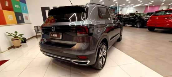 VOLKSWAGEN-T-CROSS-2024