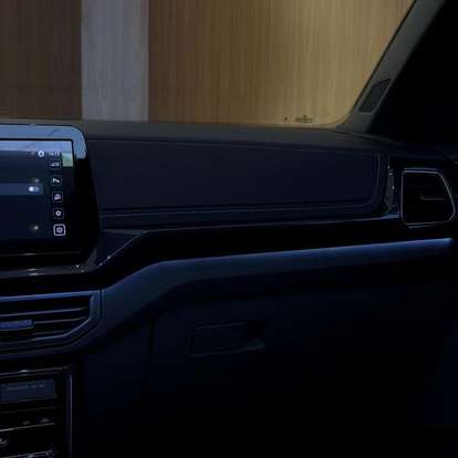 VOLKSWAGEN-T-CROSS-2025