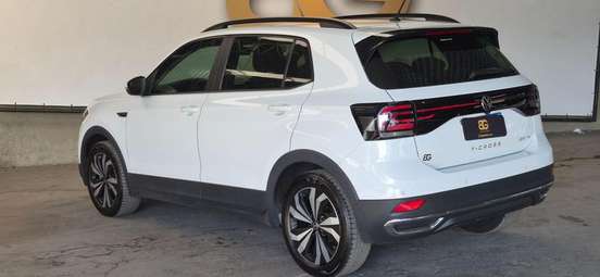 VOLKSWAGEN-T-CROSS-2023