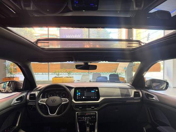VOLKSWAGEN T-CROSS 1.0 200 TSI TOTAL FLEX COMFORTLINE AUTOMÁTICO