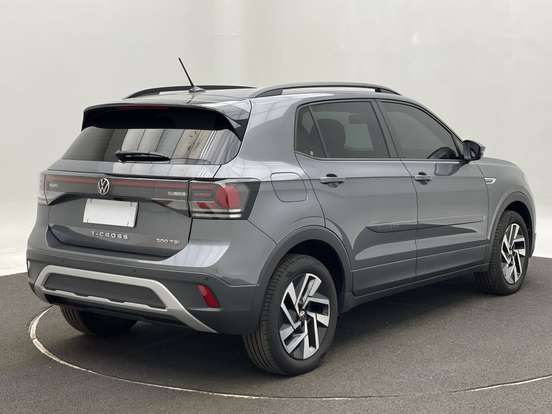 VOLKSWAGEN-T-CROSS-2026