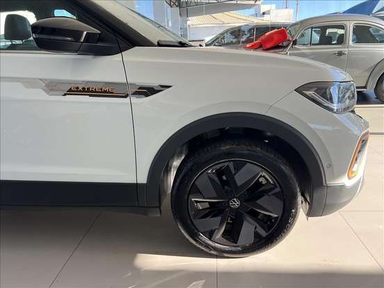 VOLKSWAGEN-T-CROSS-1.4 250 TSI TOTAL FLEX EXTREME AUTOMÁTICO VOLKSWAGEN-T-CROSS-2025