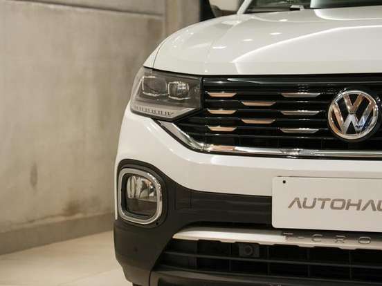 VOLKSWAGEN-T-CROSS-1.4 250 TSI TOTAL FLEX HIGHLINE AUTOMÁTICO VOLKSWAGEN-T-CROSS-2019