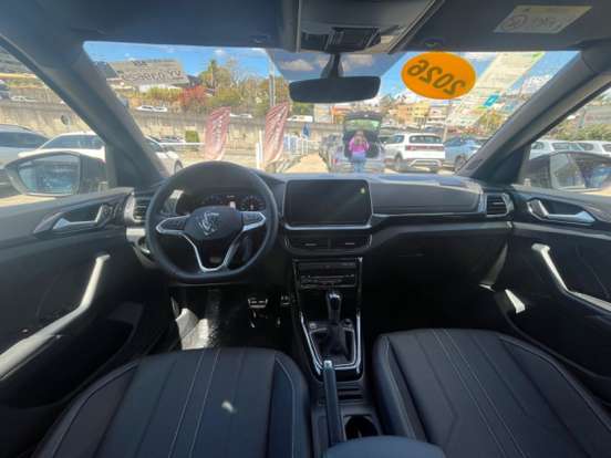 VOLKSWAGEN-T-CROSS-2026