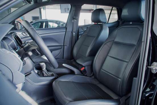 VOLKSWAGEN-T-CROSS-2023