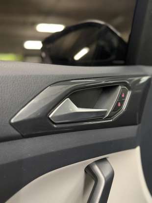 VOLKSWAGEN-T-CROSS-2021