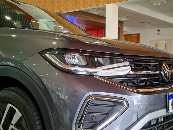 VOLKSWAGEN-T-CROSS-2024