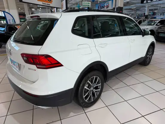 VOLKSWAGEN-TIGUAN-2018