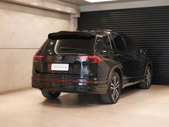 VOLKSWAGEN-TIGUAN-2.0 300 TSI GASOLINA ALLSPACE R-LINE AUTOMÁTICO VOLKSWAGEN-TIGUAN-2023