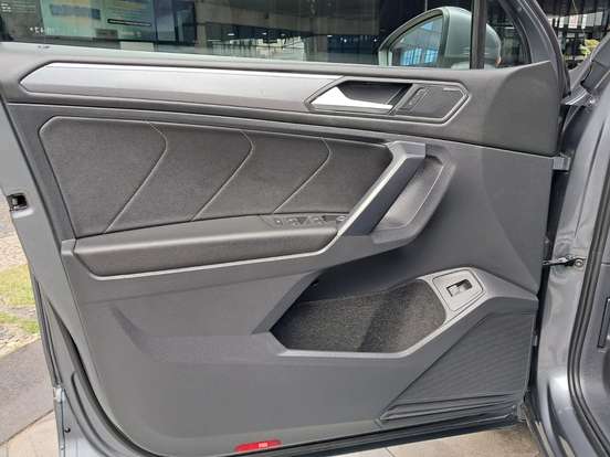 VOLKSWAGEN-TIGUAN-2020